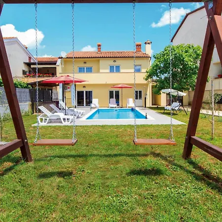 4 Bedroom Amazing In * Pula